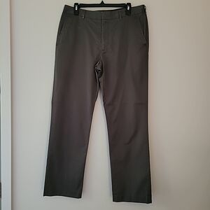 Bonobos Weekday Warrior Charcoal Chinos 34x32 Thursday